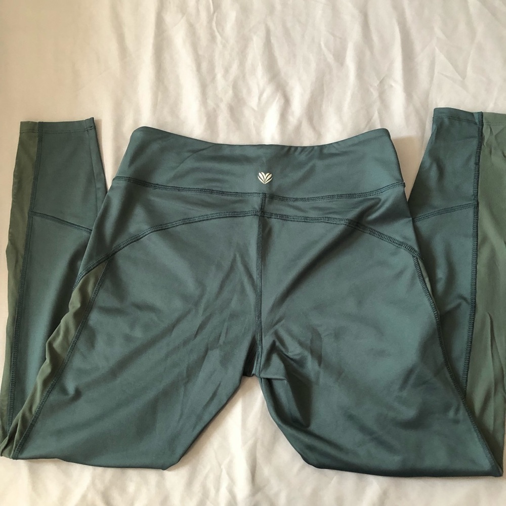 Forever 21 Activewear Leggings